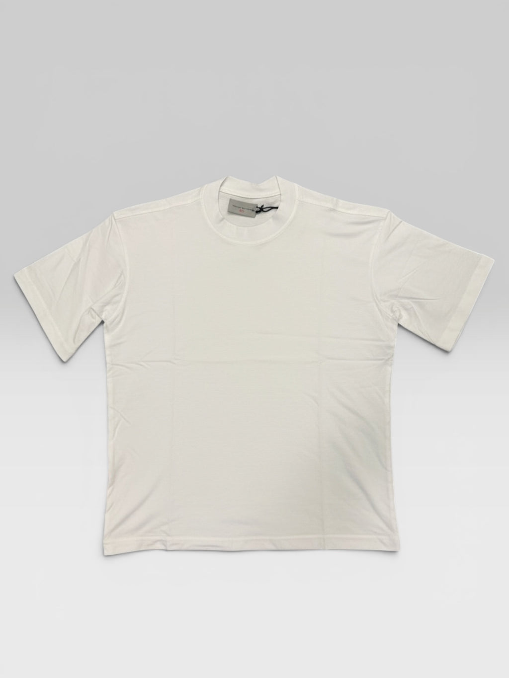 OVERSIZED WHITE T-SHIRT
