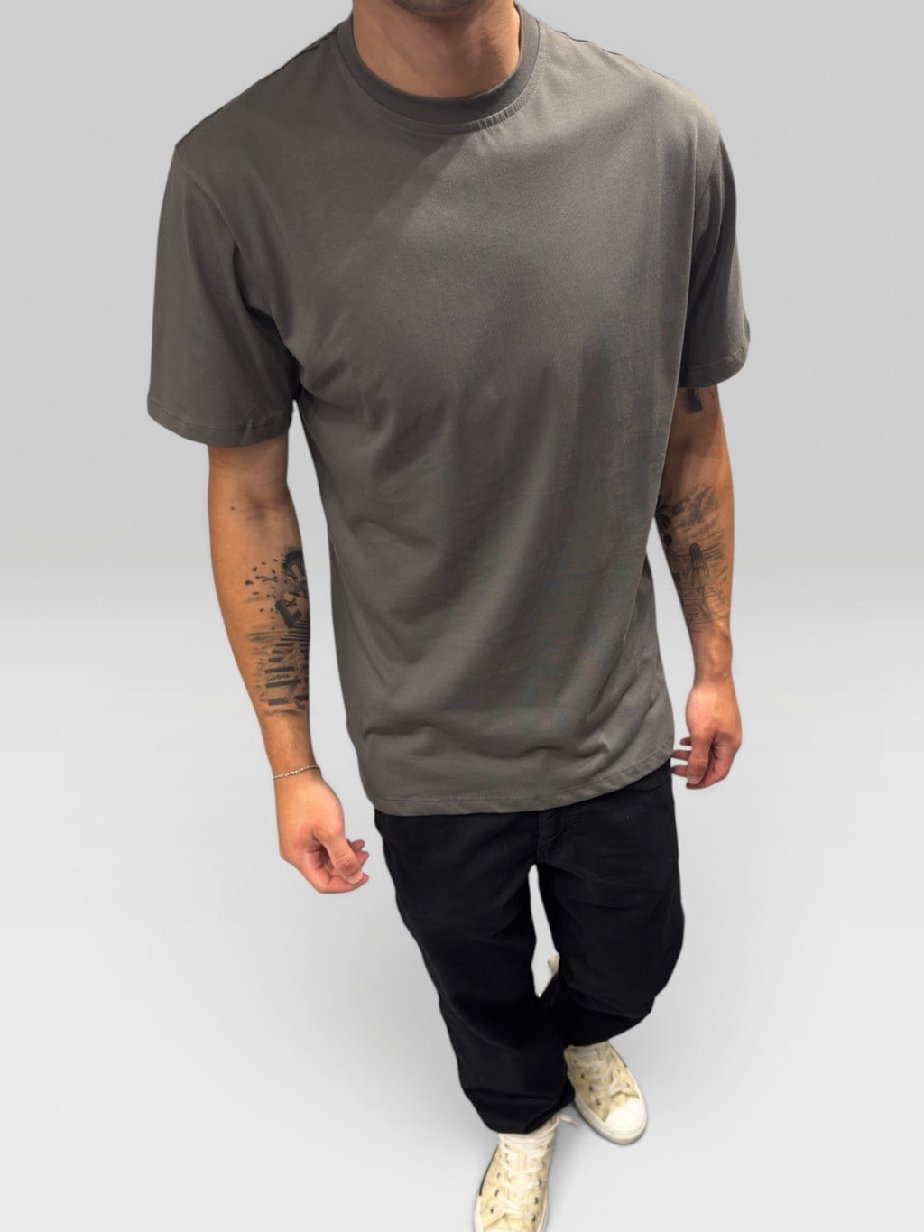 T-shirt Spalle Scese Grigia